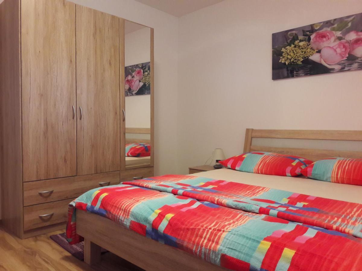 Apartmani Predovan Vrsi Buitenkant foto