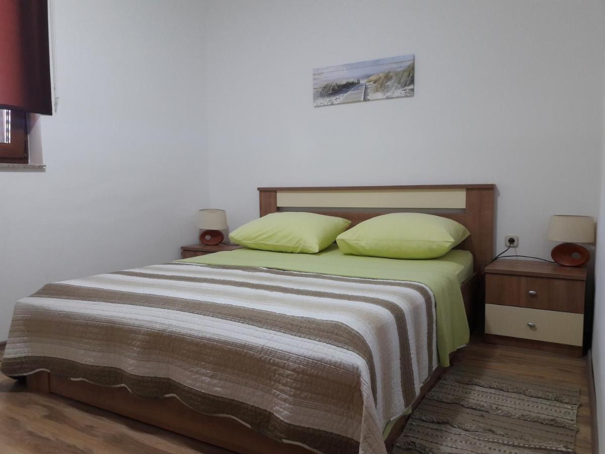 Apartmani Predovan Vrsi Buitenkant foto