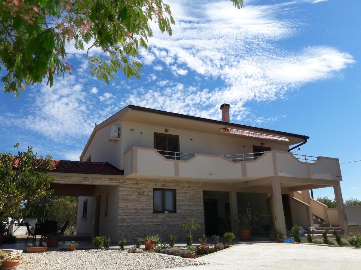 Apartmani Predovan Vrsi Buitenkant foto