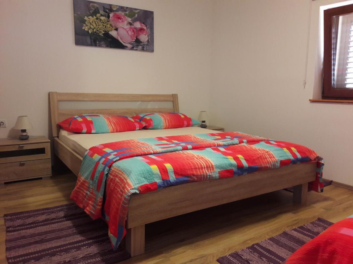Apartmani Predovan Vrsi Kamer foto