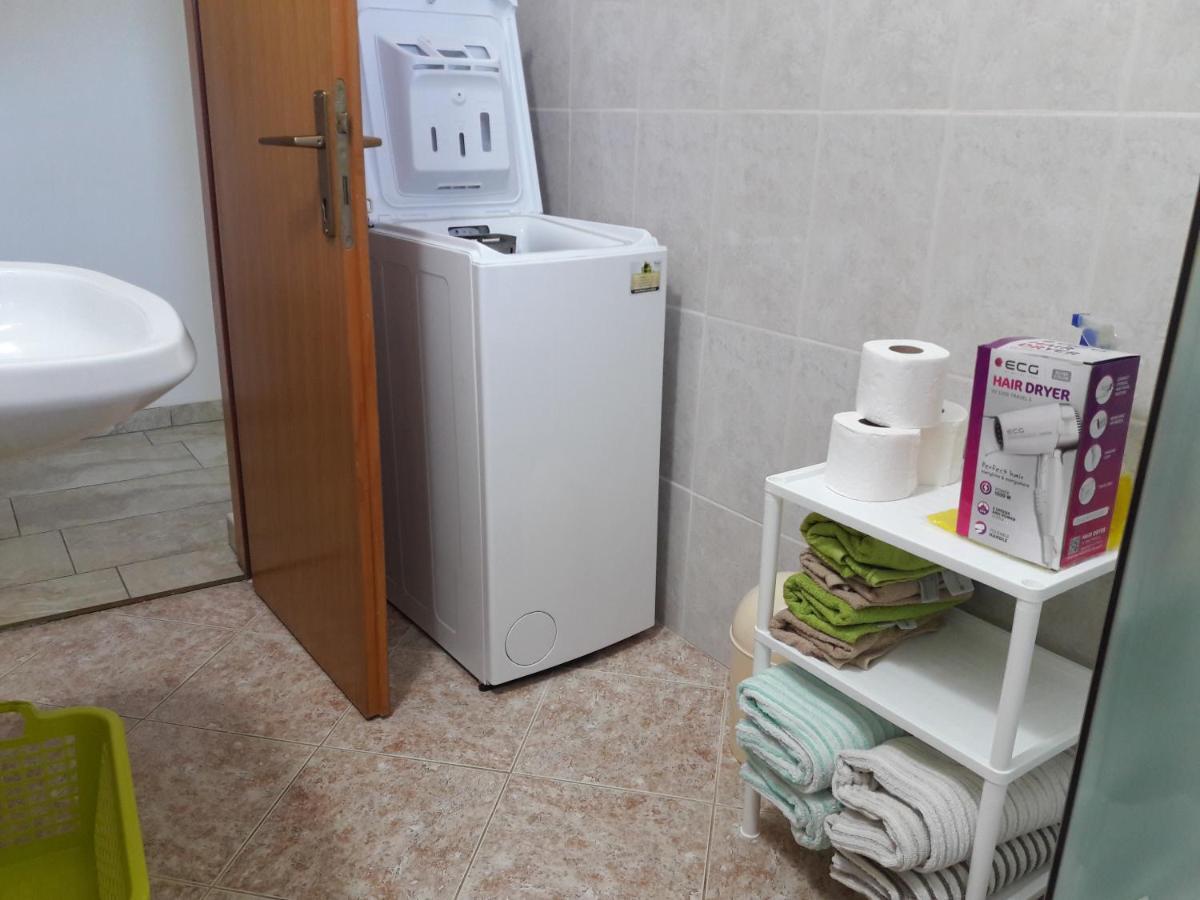 Apartmani Predovan Vrsi Kamer foto