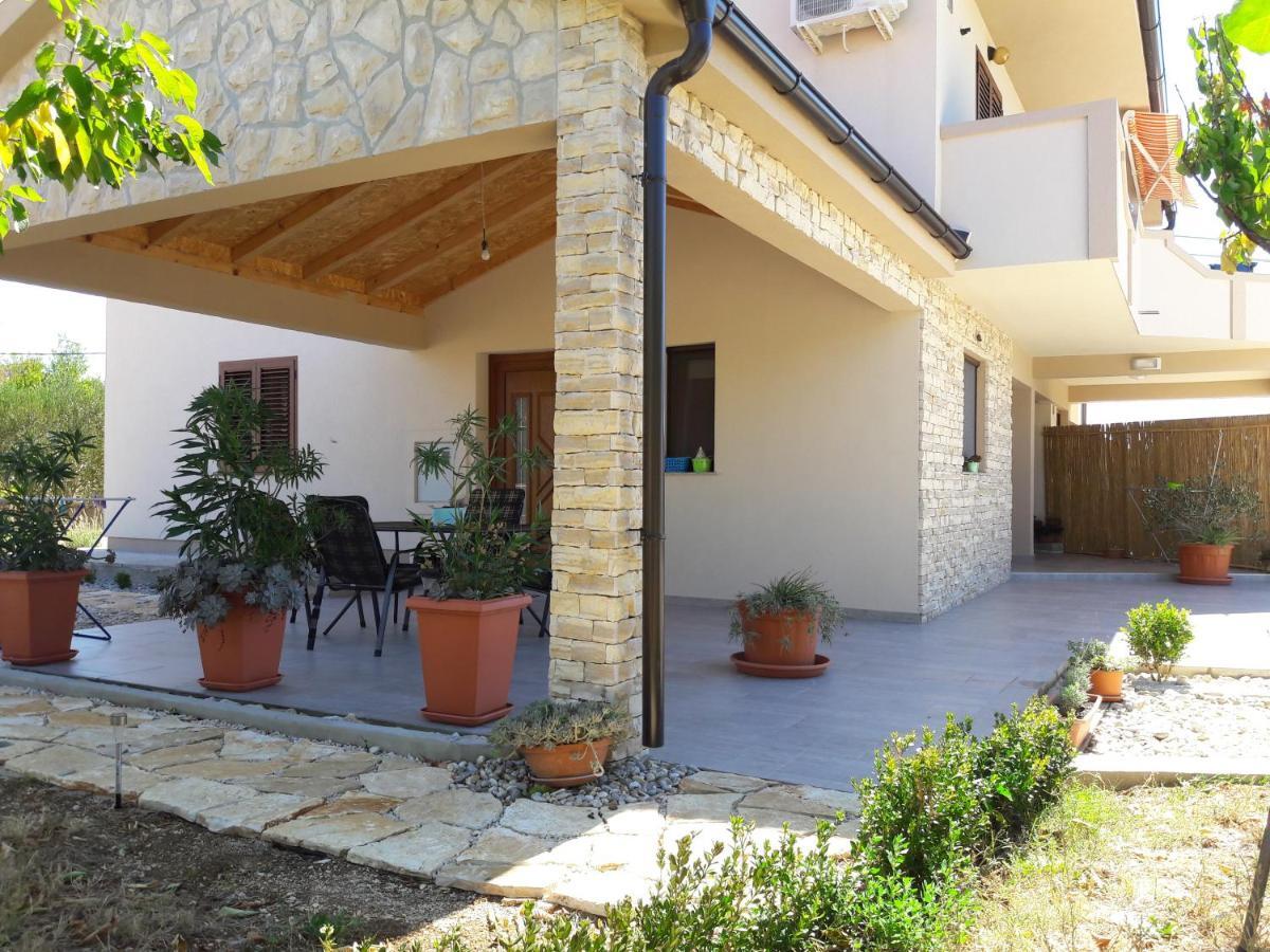 Apartmani Predovan Vrsi Buitenkant foto